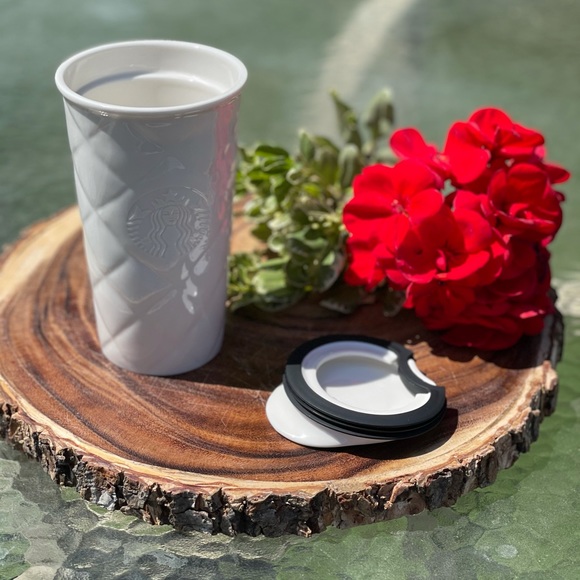 Starbucks 2012 white travel cup